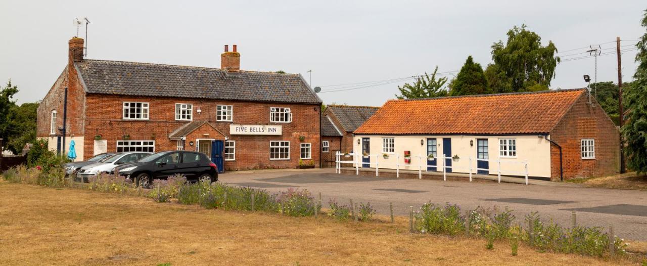 Five Bells Inn, Wrentham Eksteriør billede